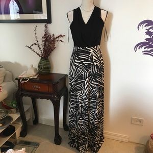 Gills knit maxi dress⚜️NWT